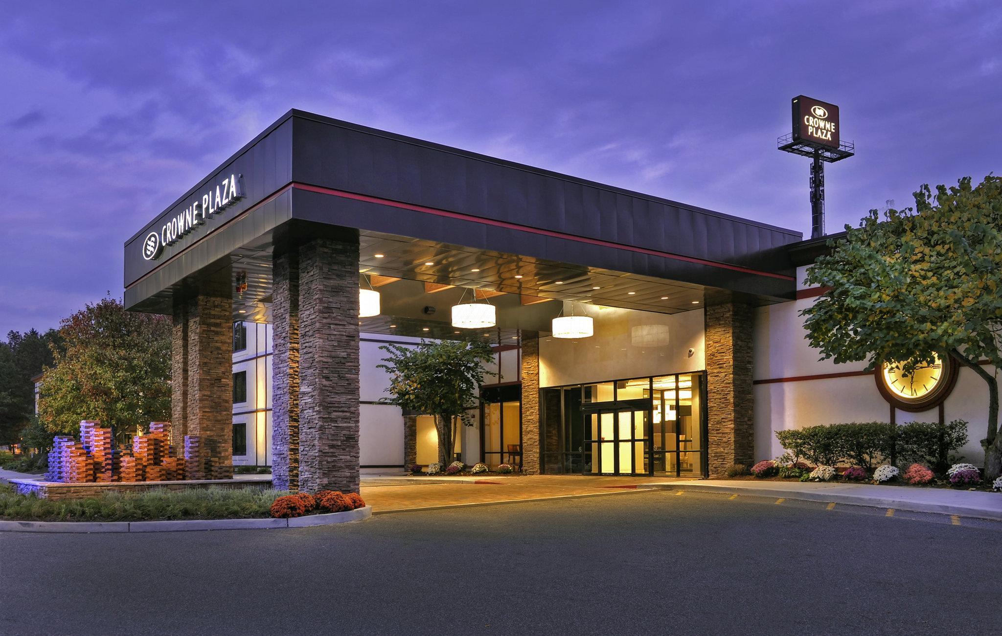 Crowne Plaza Suffern-Mahwah By Ihg Hotel Buitenkant foto