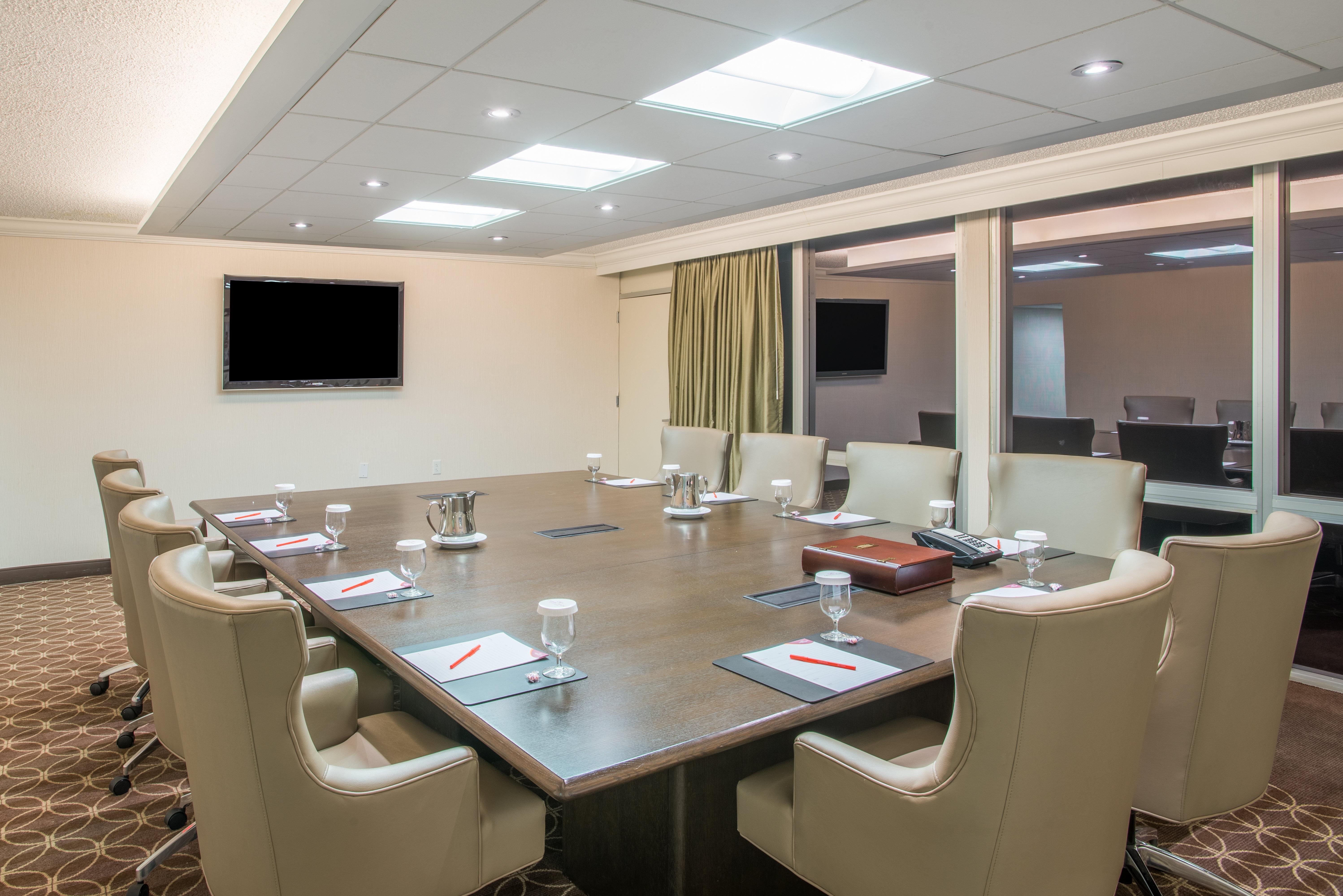 Crowne Plaza Suffern-Mahwah By Ihg Hotel Buitenkant foto