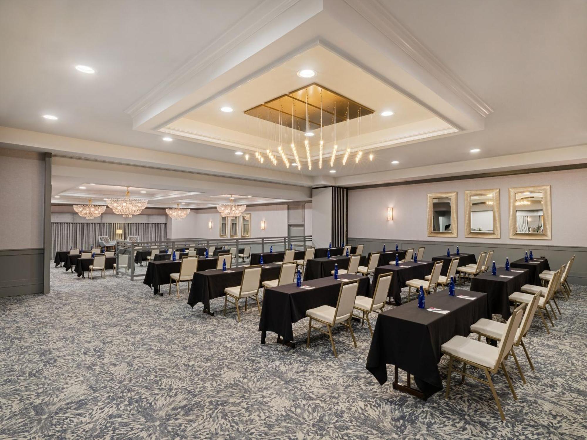 Crowne Plaza Suffern-Mahwah By Ihg Hotel Buitenkant foto